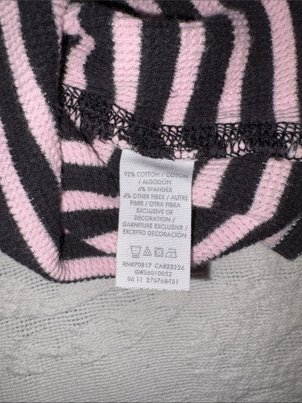Victoria Secret Striped Pink and Black Womens Pajama Set EUC L - Picture 6 of 12